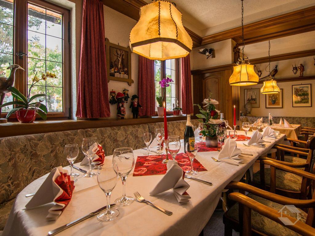 Hotel Restaurant Alte Linde Bad Wildbad Esterno foto