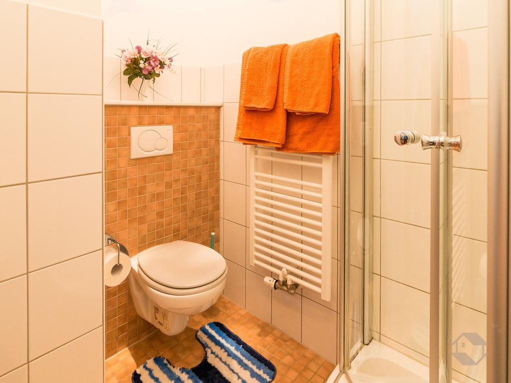 Hotel Restaurant Alte Linde Bad Wildbad Esterno foto