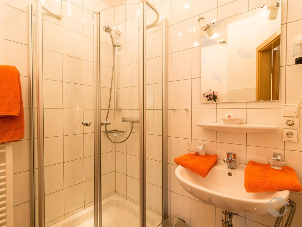 Hotel Restaurant Alte Linde Bad Wildbad Esterno foto